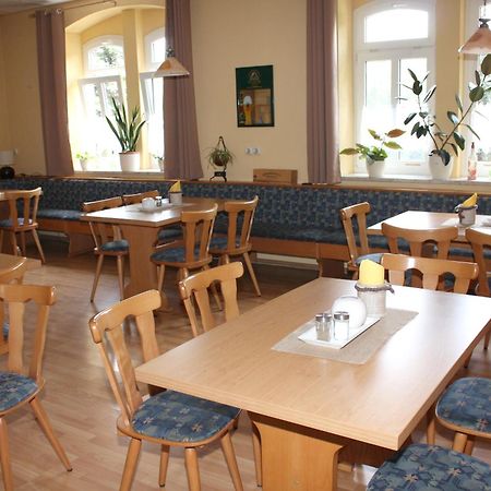 Gasthof Zum Alten Schulmeister Harra Kültér fotó