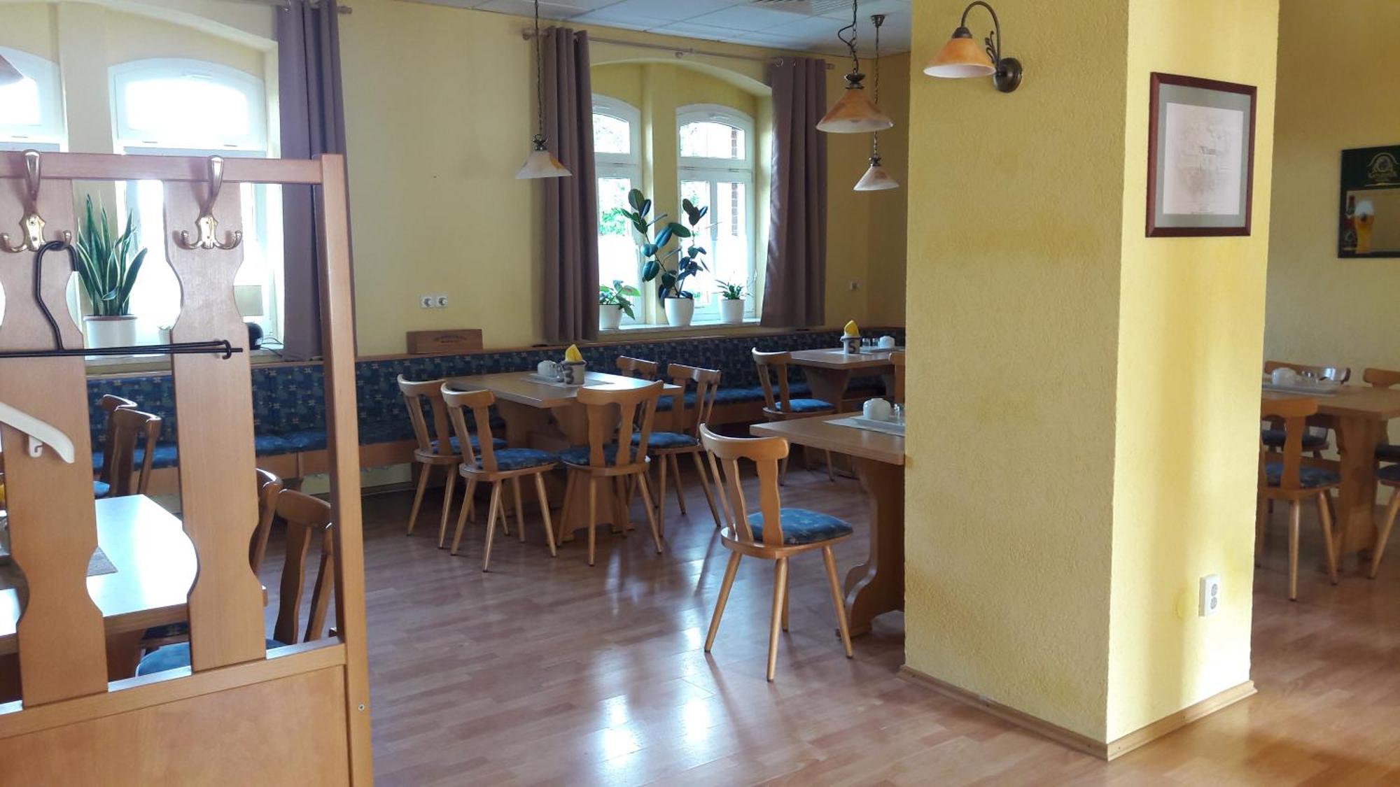 Gasthof Zum Alten Schulmeister Harra Kültér fotó