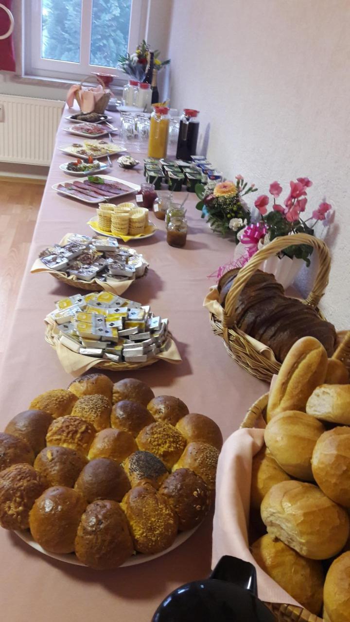 Gasthof Zum Alten Schulmeister Harra Kültér fotó