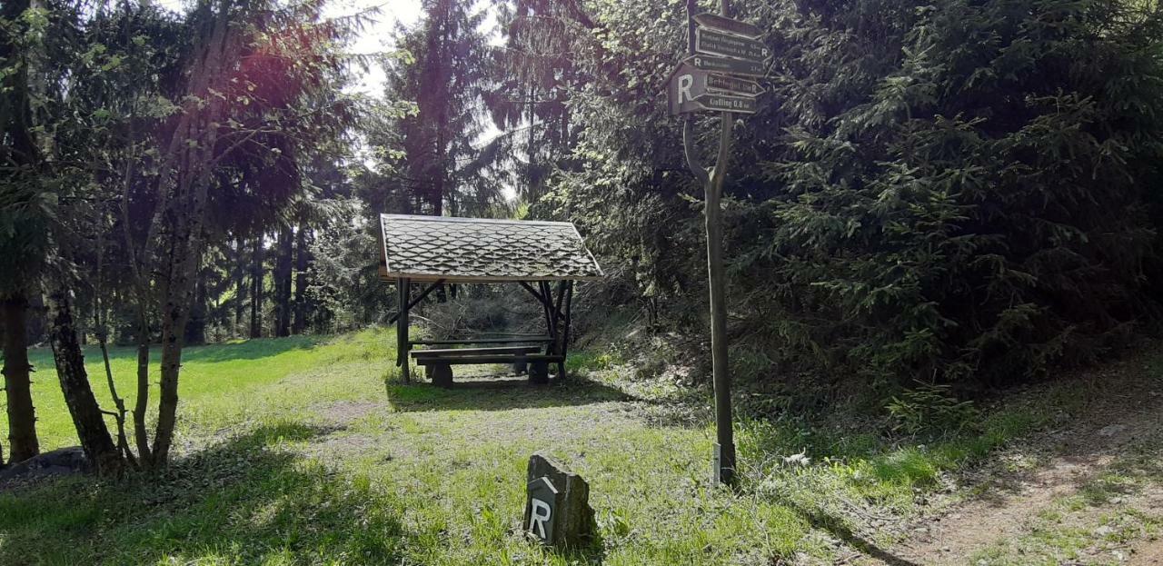 Gasthof Zum Alten Schulmeister Harra Kültér fotó